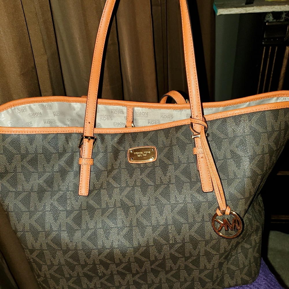 Michael Kors purse